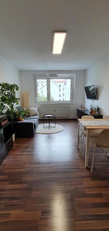 Cozy Apartment Near Augarten Wenen Buitenkant foto